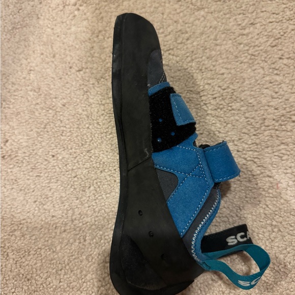 Scarpa origin climbing shoes made in Italy leather almost new - Picture 4 of 6